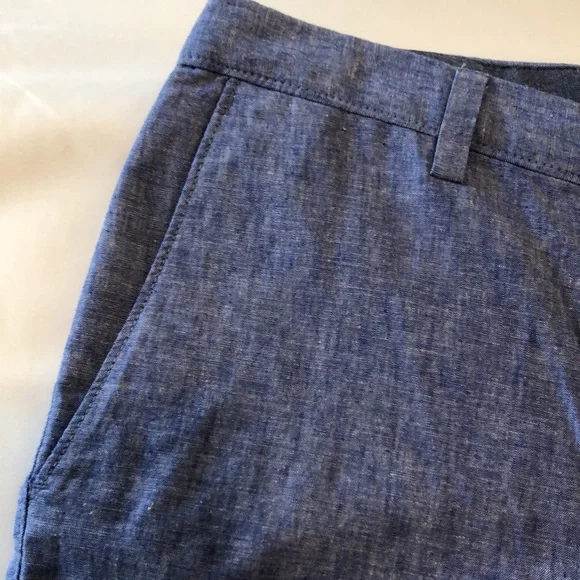 Men’s Banana Republic chambray linen shorts - Picture 3 of 5